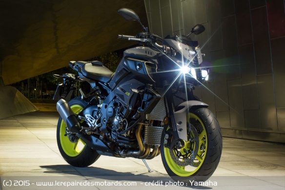 La MT-10 est directement issue de la R1
