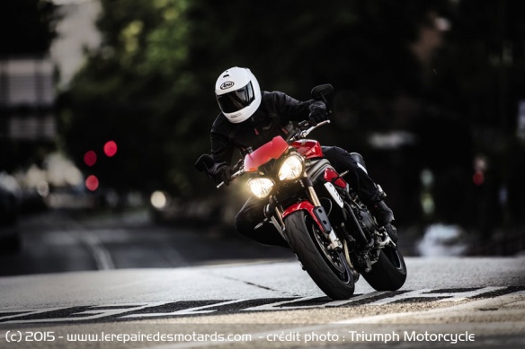 Triumph promet plus de couple et de puissance sur son roadster