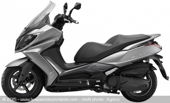 Scooter Kymco Downtown de profil