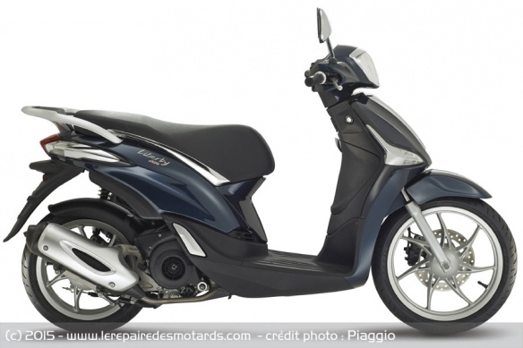 Scooter Piaggio Liberty bleu