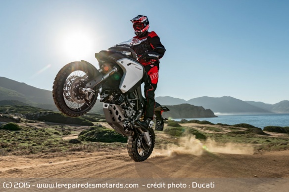 Le constructeur présente cette Multistrada comme une vraie machine de tout-terrain