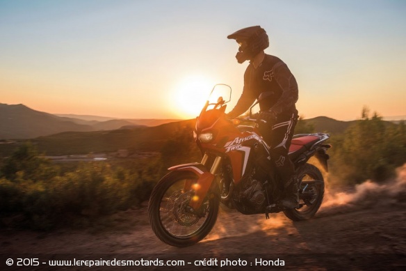 Le trail conserve une garde au sol de 250 mm