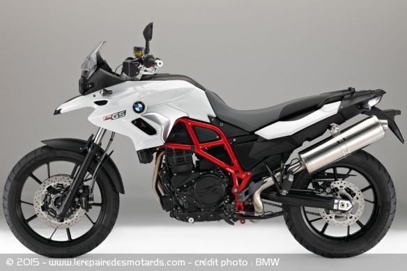 BMW F700GS Light White
