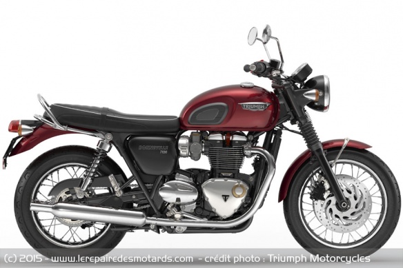 Triumph Bonneville T120 Cinder Red
