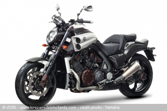 Yamaha Vmax Carbon Edition