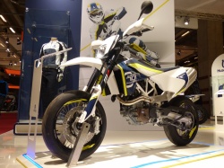 Husqvarna 701 Supermoto