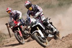 Vidéo : Marquez et Barreda testent l'Africa Twin