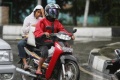 Indonésie moto couples mariés