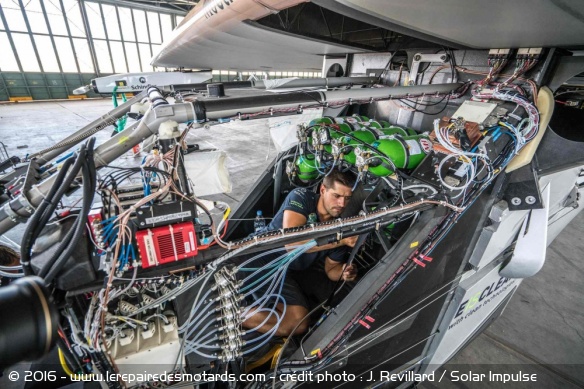 Le cockpit de Solar Impulse2 : Photograph: Jean Revillard/ Rezo/Solar Impulse