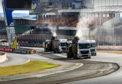Réfection de l'asphalte du circuit Bugatti