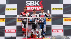 STK1000 : victoire De Rosa