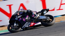 STK1000 : 1ère pole pour Schein