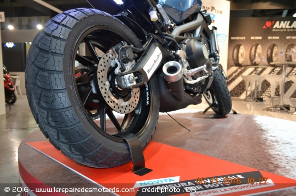 Anlas Winter Grip Plus : le pneu hiver des motos, ici sur une MT-09