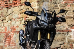 Termignoni : un silencieux homologué pour l'Africa Twin
