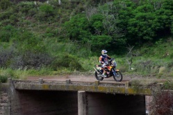 Dakar : Price ouvre le bal à moto - crédit photo : DPPI