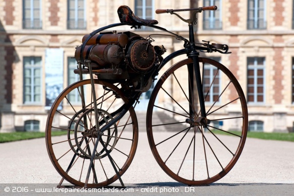 Le vélocipède à vapeur inventé par Perreaux en 1871