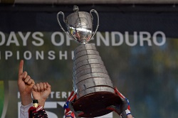 Un Trophée Enduro Vintage pour les ISDE