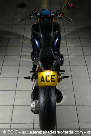 Ariel Ace R, vue de l'arrière