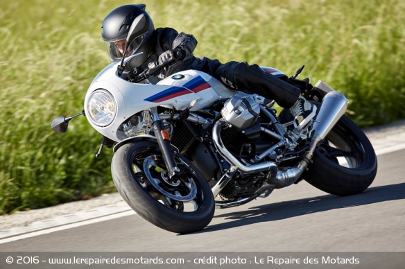 BMW R nineT Racer à l'attaque
