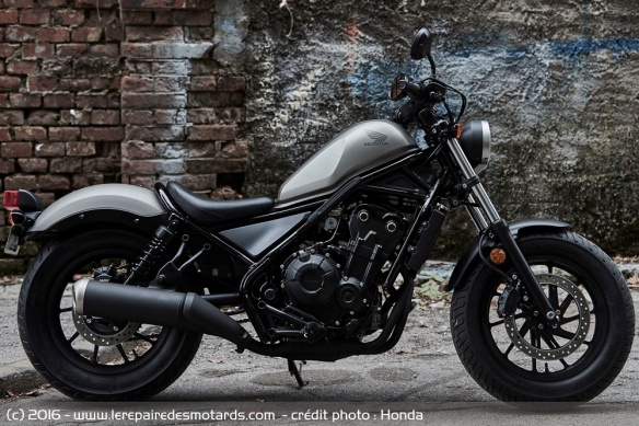 La Rebel adopte une ligne façon Bobber La Rebel adopte une ligne façon Bobber