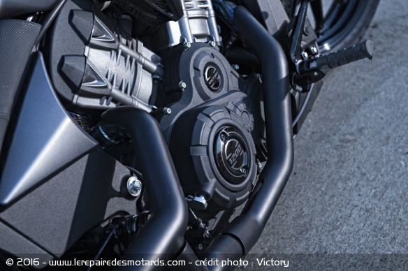 Le V-Twin de 104 ch est le premier moteur Victory à refroidissement liquide