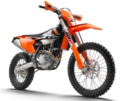 Les enduros KTM font peau neuve - crédit photo : Mitterbauer H.