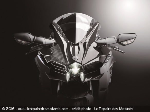 Kawasaki H2 Carbon : le carénage