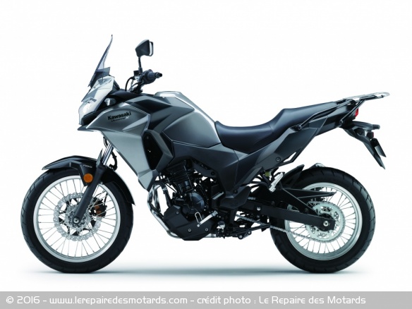 Kawasaki Versys X-300 en gris