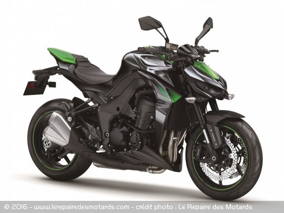 Kawasaki Z1000 noire et verte
