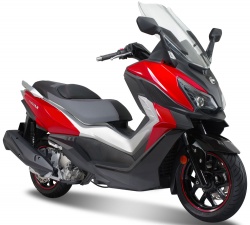 Maxi scooter SYM CruiSym