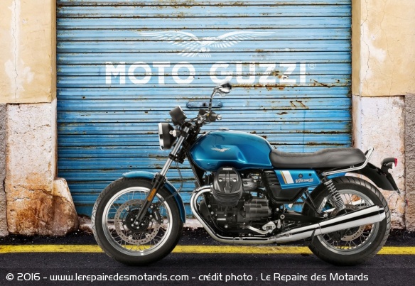 Moto Guzzi V7 III Special, en statique
