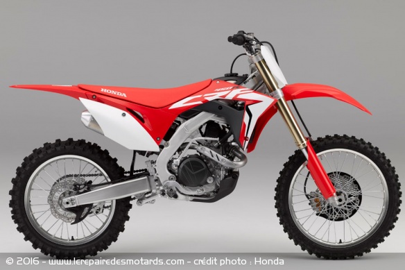 La CFR450R a été entièrement revue pour 2017 La CFR450R a été entièrement revue pour 2017