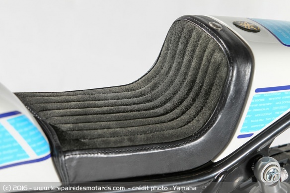 Selle monoplace de rigueur pour cet hommage aux GP des années 70