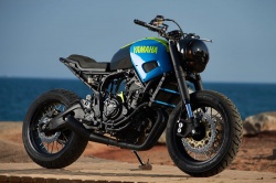 Prépa XSR700 Otokomae par Ad Hoc Café Racers