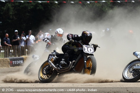 Le préparateur s'est illustré sur le El Rollo Flat Track avec sa Scout Le préparateur s'est illustré sur le El Rollo Flat Track avec sa Scout