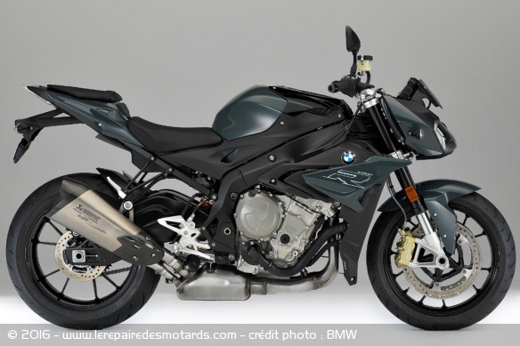 Roadster BMW S1000R gris