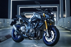 Roadster Yamaha MT-10 SP