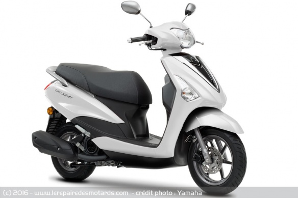 Scooter Yamaha D'elight 125 Milky White