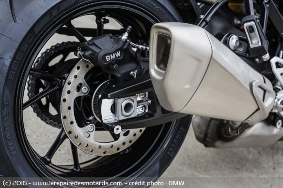 Silencieux de la BMW S1000XR Silencieux de la BMW S1000XR
