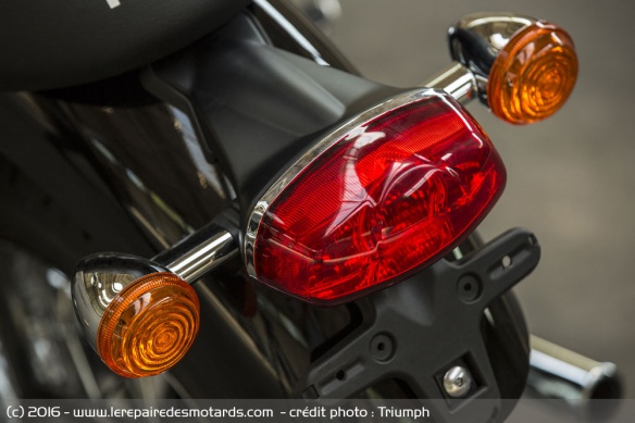 Feu stop de la Triumph Bonneville T100