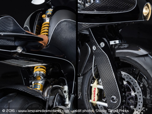 Le système de suspension est inédit dans l'univers moto