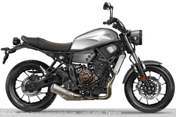 Difficile de reconnaitre la XSR 700 qui sert de base à l'Otokomae
