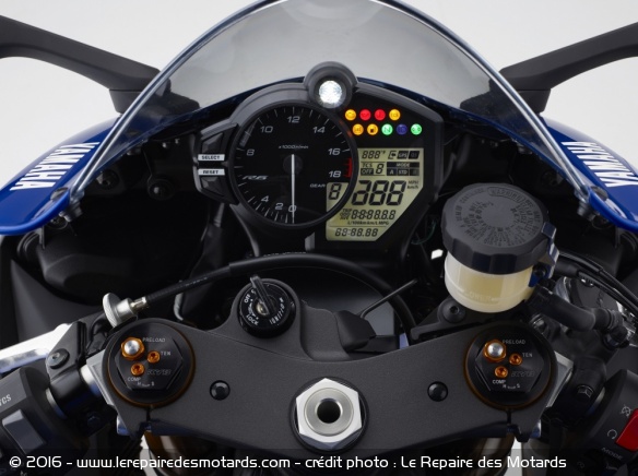 Tableau de bord de Yamaha YZF-R6