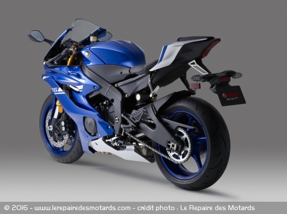 Yamaha YZF-R6, vue de l'arrière