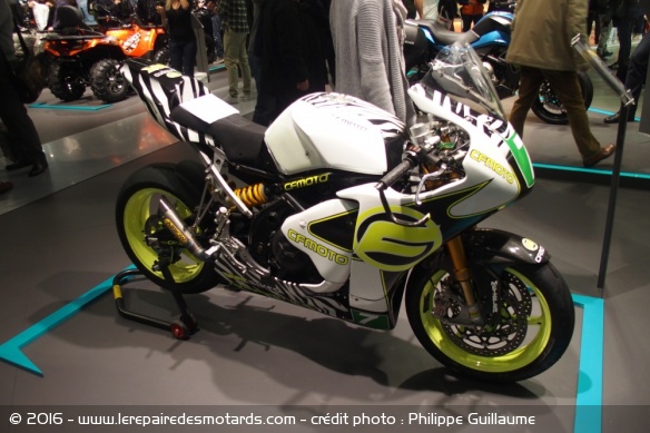 EICMA de Milan : la CF Moto du TT