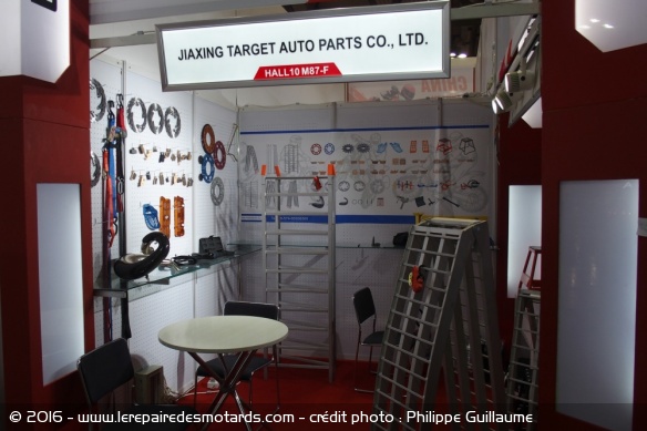 Milan : la détresse de l'exposant chinois chez JiaXing