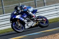 24h motos   piste humide moto va vite  chute !