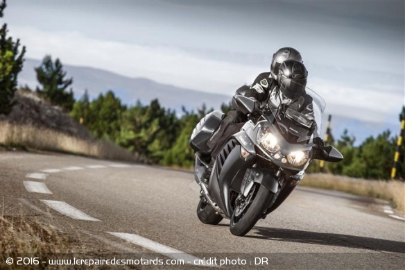 Dans les Alpes et les Pyrénées avec Kawasaki