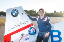 Un avion BMW M pour Mélanie Astles