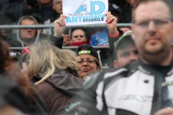 Les 24H Motos rendent hommage à Anthony Delhalle
